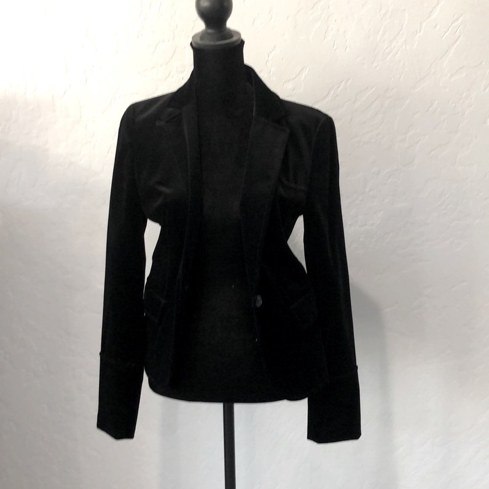 Women’s Hugo boss velvet jacket 4